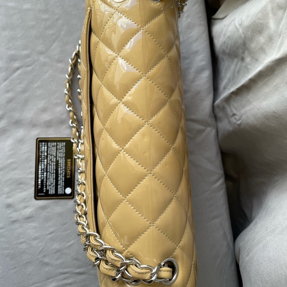 **~SOLD~** Chanel Classic Double Flap Patent Leather - Picture 6 of 10